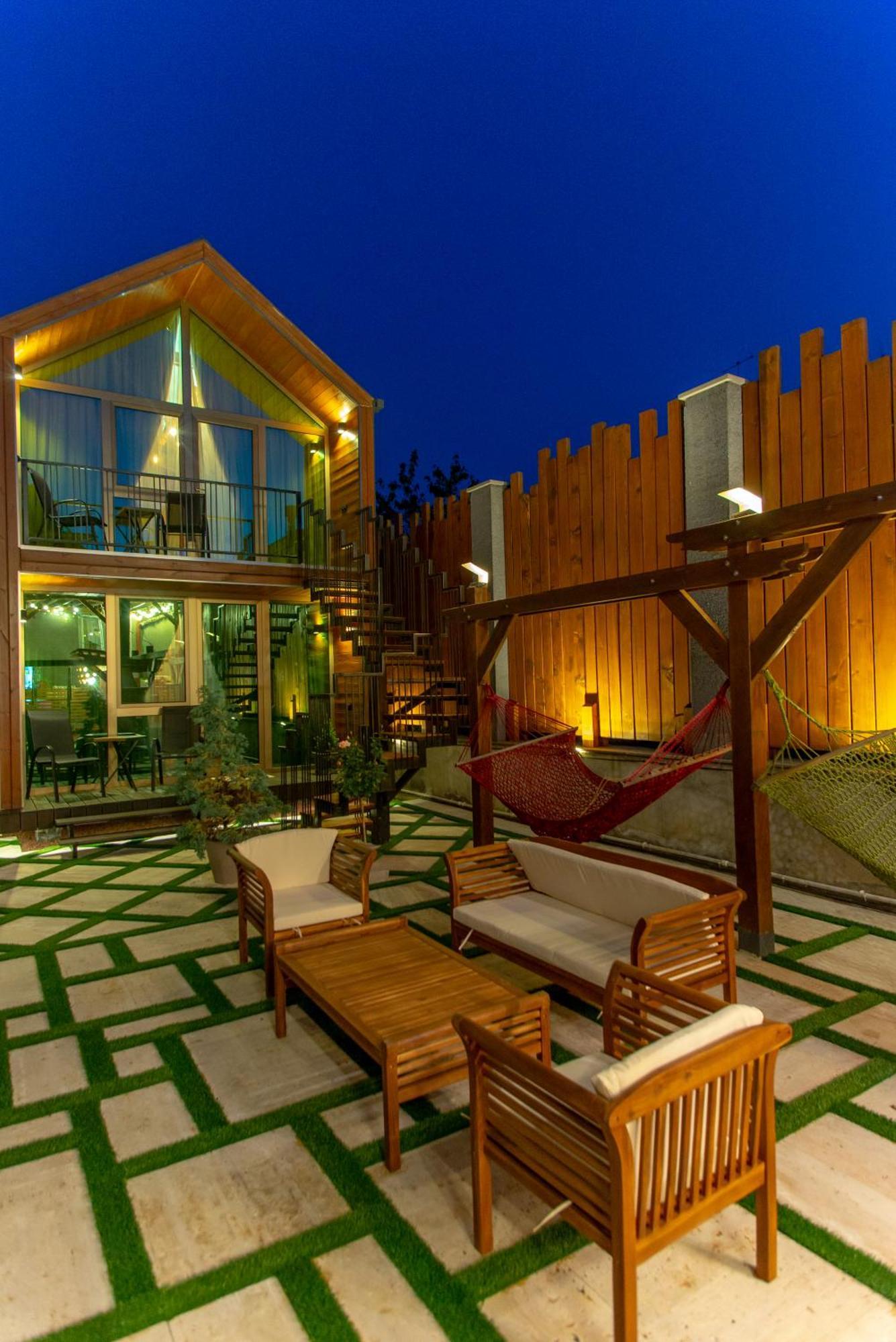 Hotel Wanderholic Telavi Exterior foto